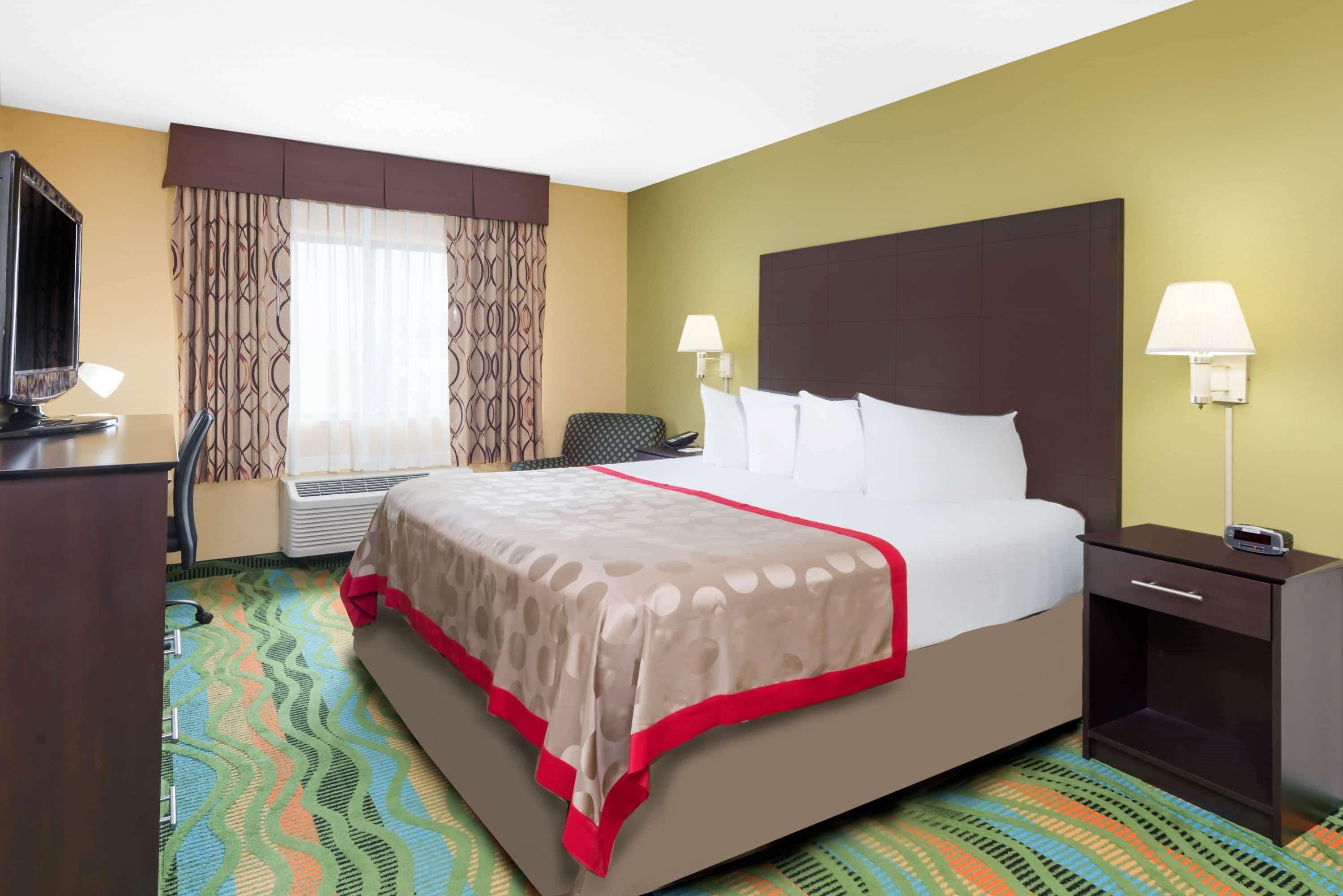Ramada By Wyndham Vandalia Ngoại thất bức ảnh